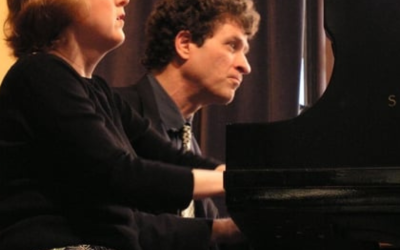 Randall Hodgkinson and Leslie Amper: Four Hands, One Piano
